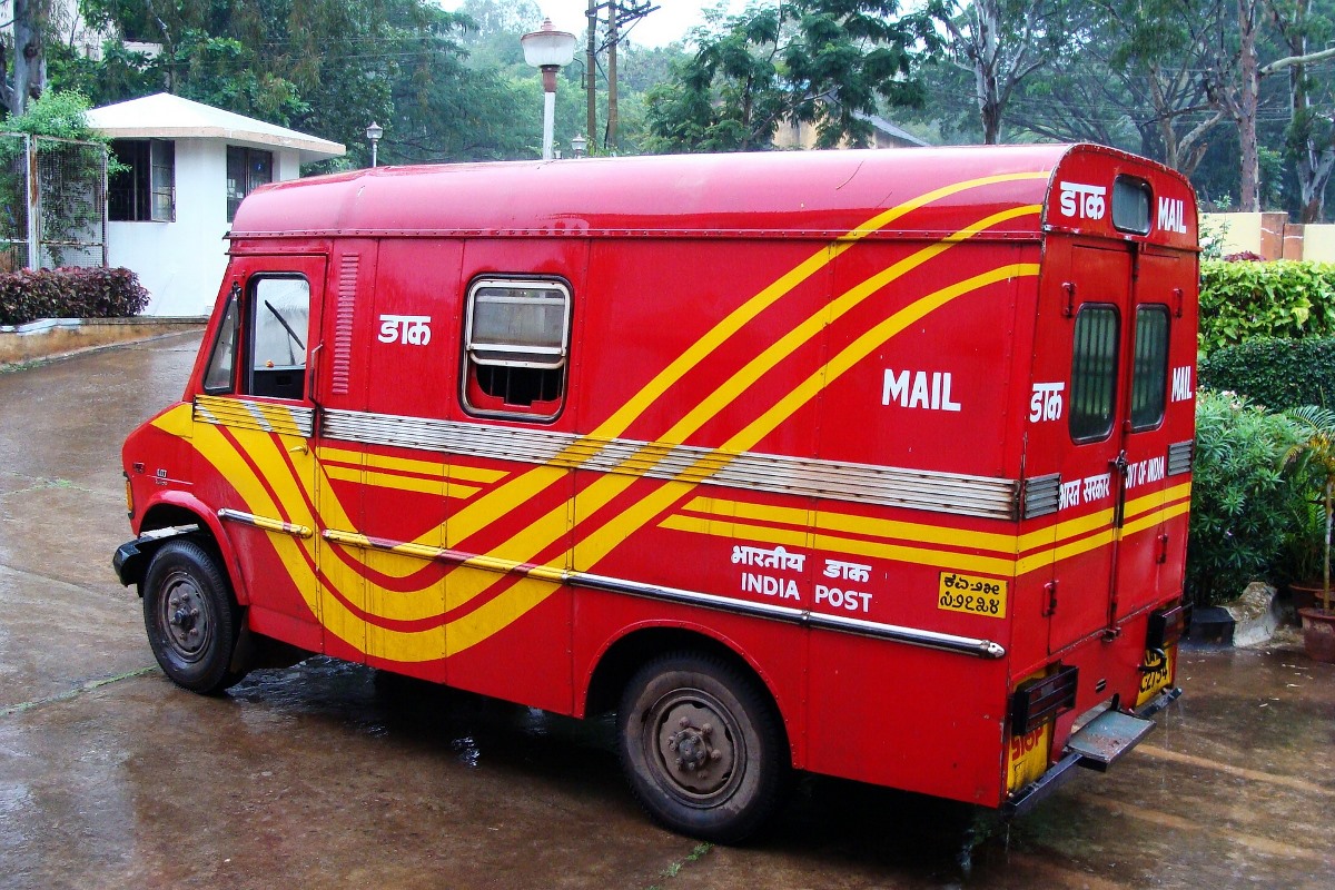 Starting a post office franchise in India.