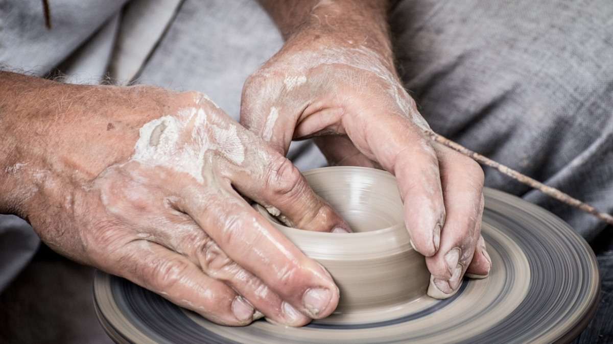 Making a clay pot
