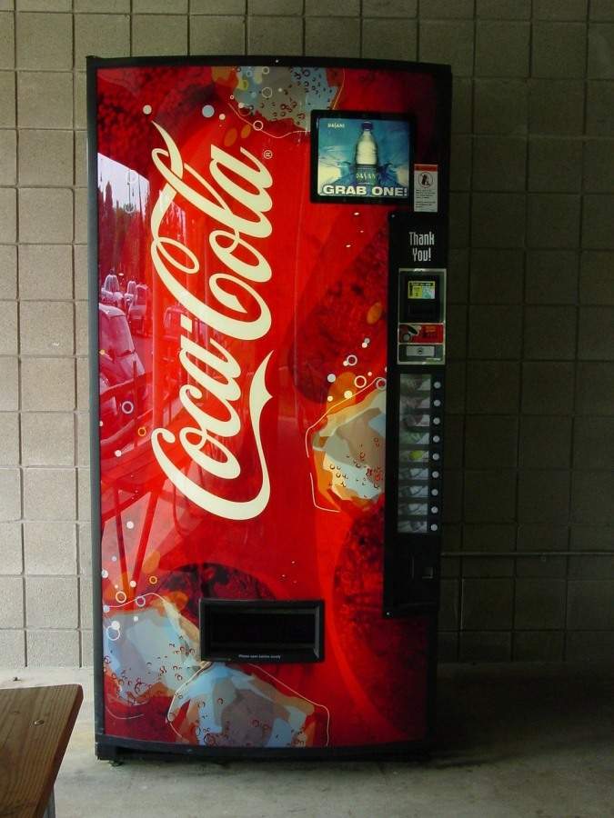 Soft drinks vending machine
