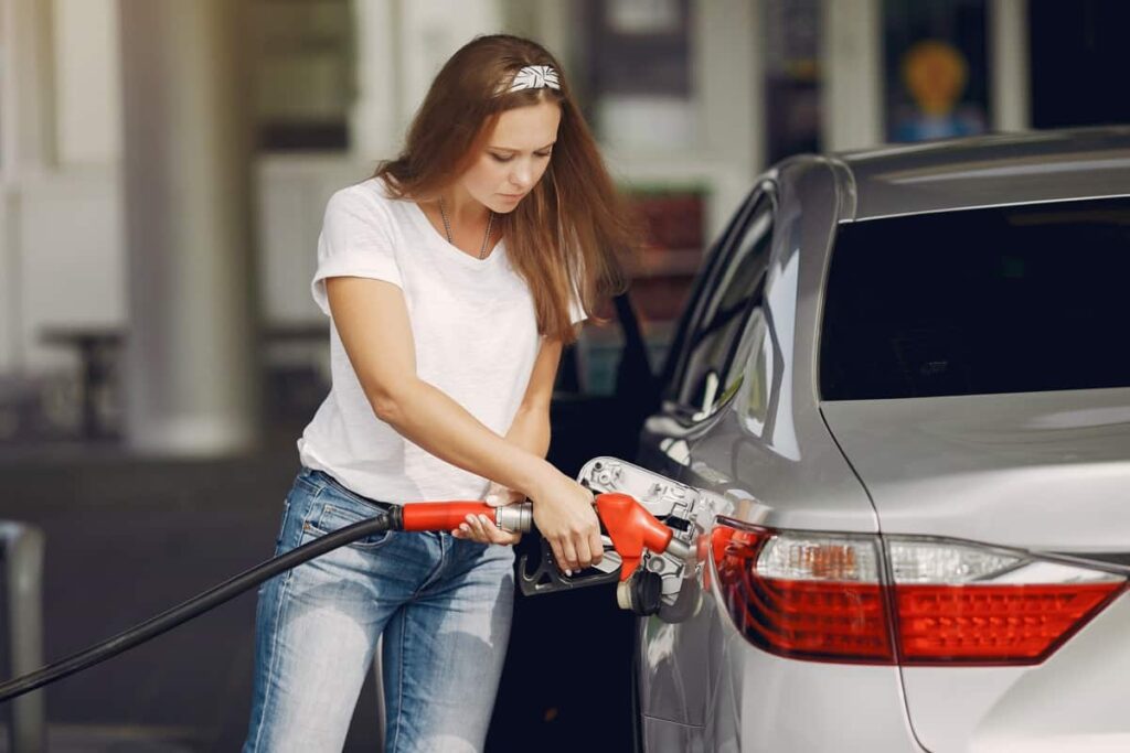 Filling Gas to Car